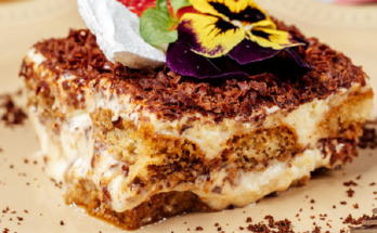 Apple cream cheese dessert